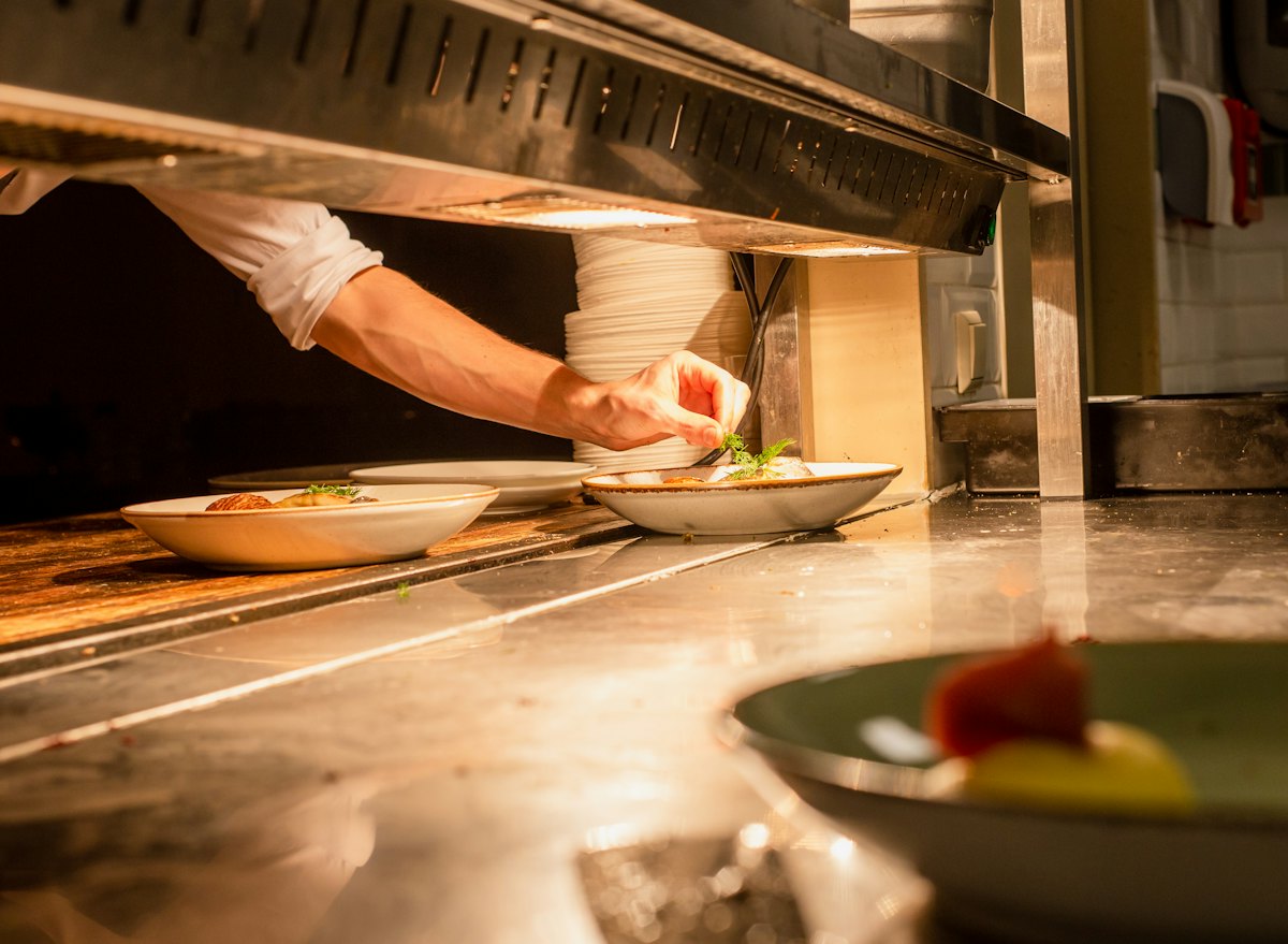 A plate being finished on the pass
